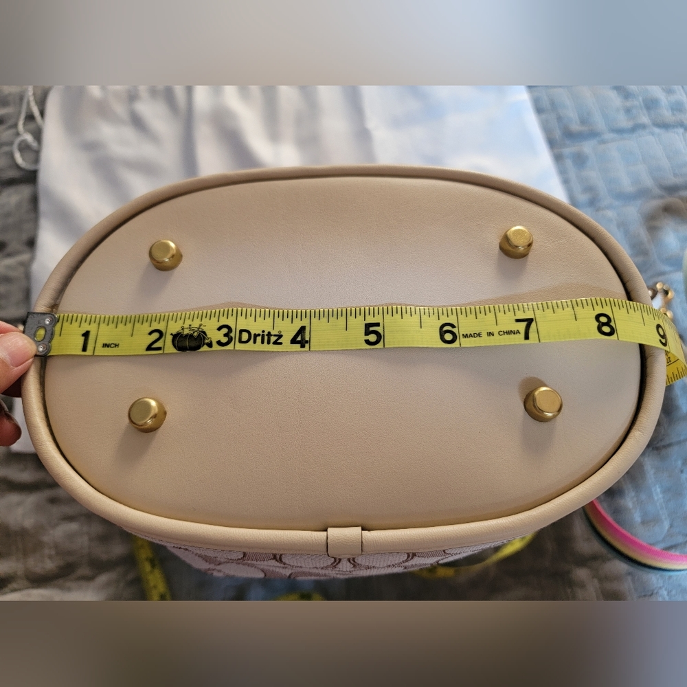 NWT Coach Signature Jacquard Bucket Bag - Picture 9 of 16